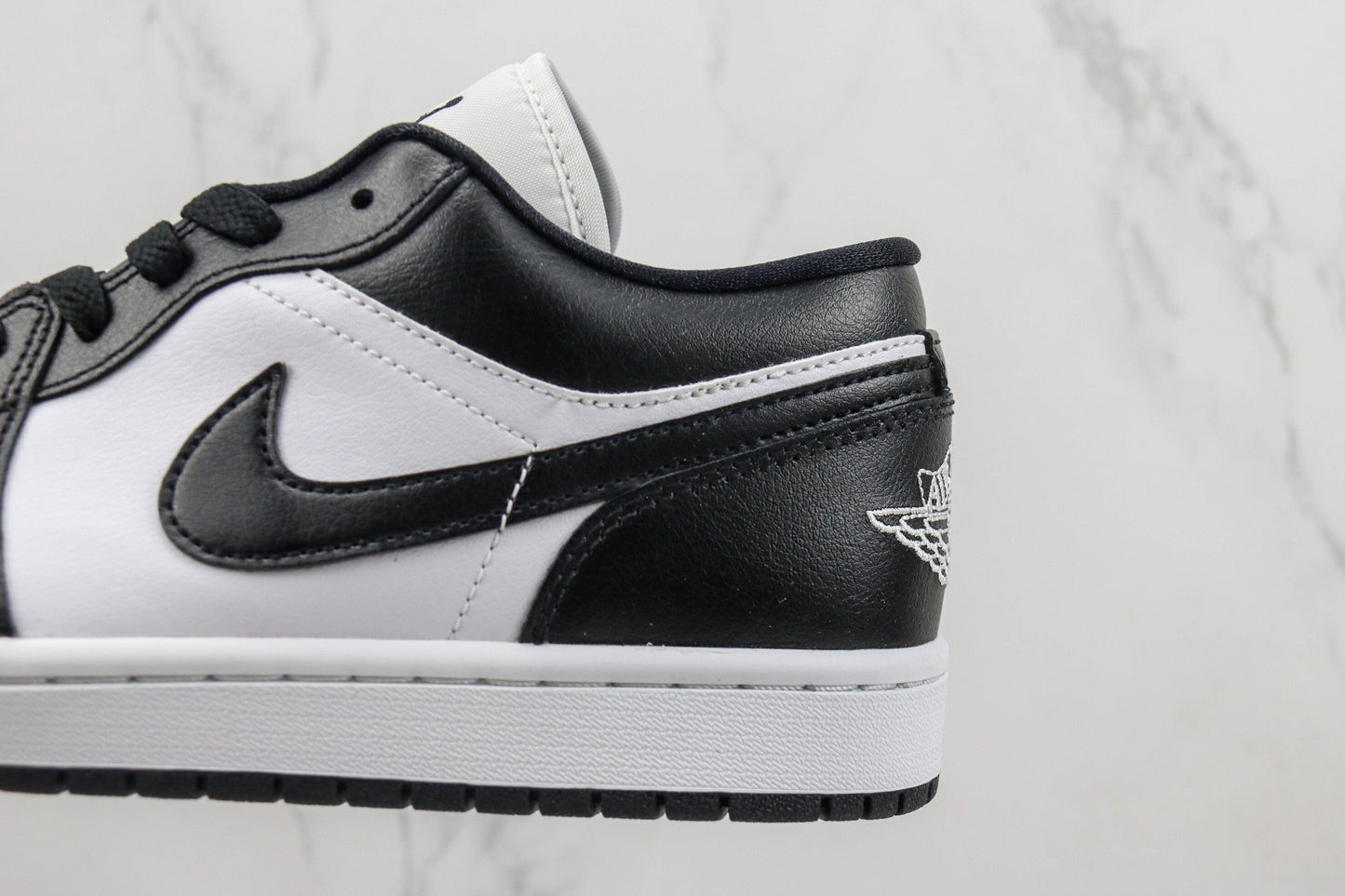 Jordan 1 Low