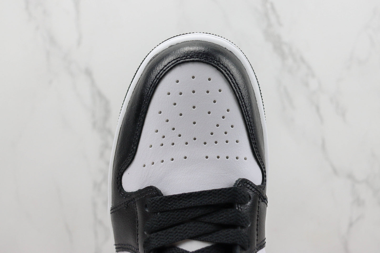 Jordan 1 Low